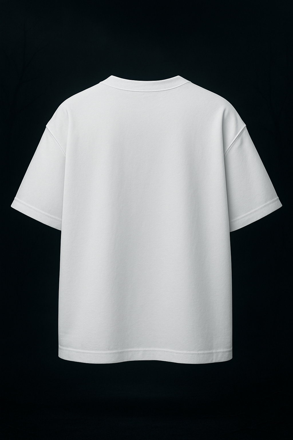 BASIC OVERSIZED WHITE TSHIRT